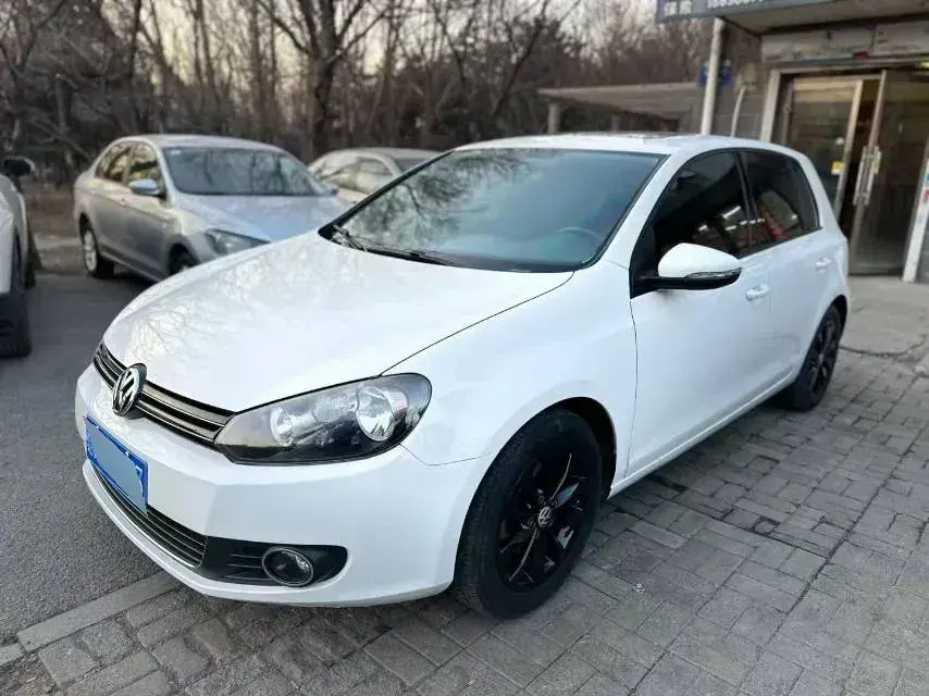 2012 Volkswagen Golf 1.4T 131HP L4 5MT