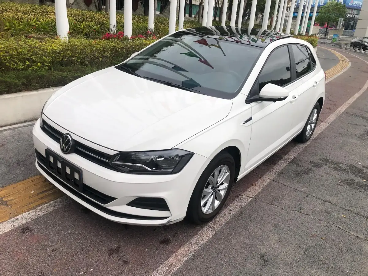 2021 Volkswagen Polo 1.5L 113HP L4 6AT