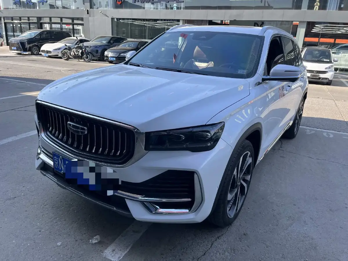 2021 Geely Monjaro 2.0T 238HP L4 8AT