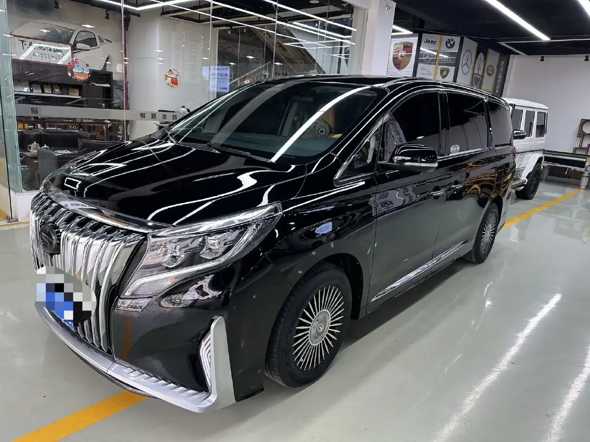 2021 GAC Trumpchi M8 2.0T 252HP L4 8AT