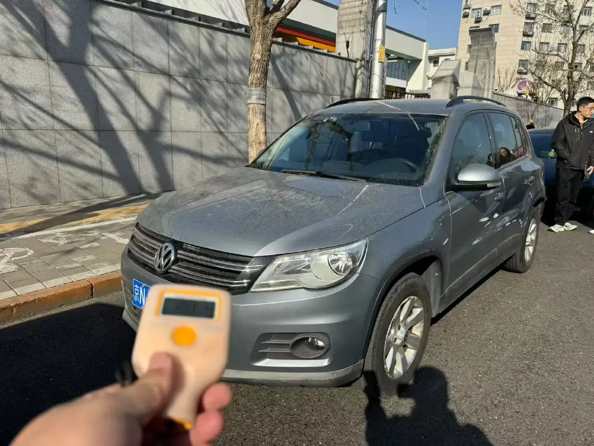 2010 Volkswagen Tiguan 1.8T 160HP L4 6AT