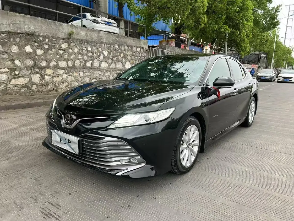 2018 Toyota Camry 2.0L 169HP L4 6AT