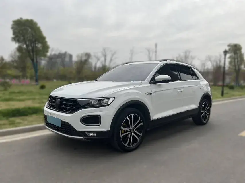 2022 Volkswagen T-Roc 1.4T 150HP L4 7DCT