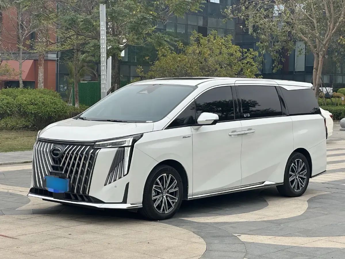 2024 GAC Trumpchi M8 2.0T 190HP L4 2DHT Hybrid