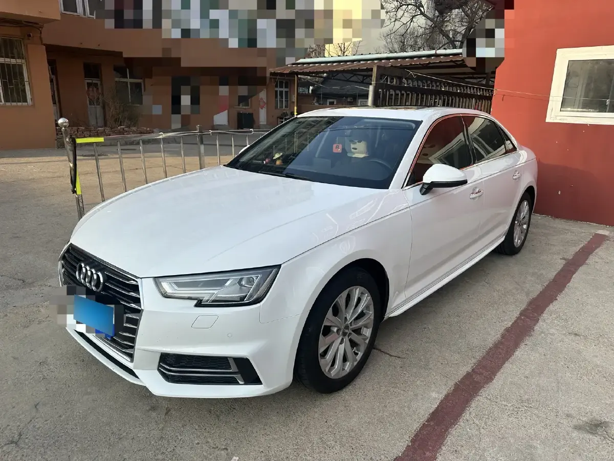 2019 Audi A4L 2.0T 190HP L4 7DCT