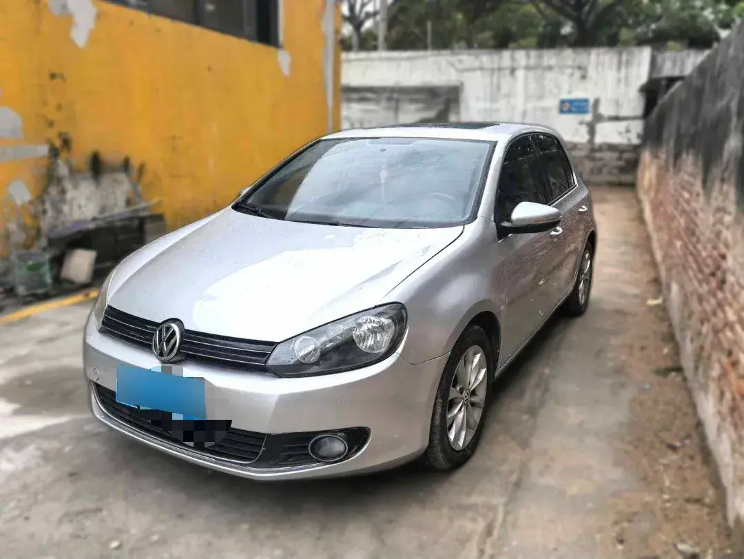 2011 Volkswagen Golf 1.4T 131HP L4 7DCT