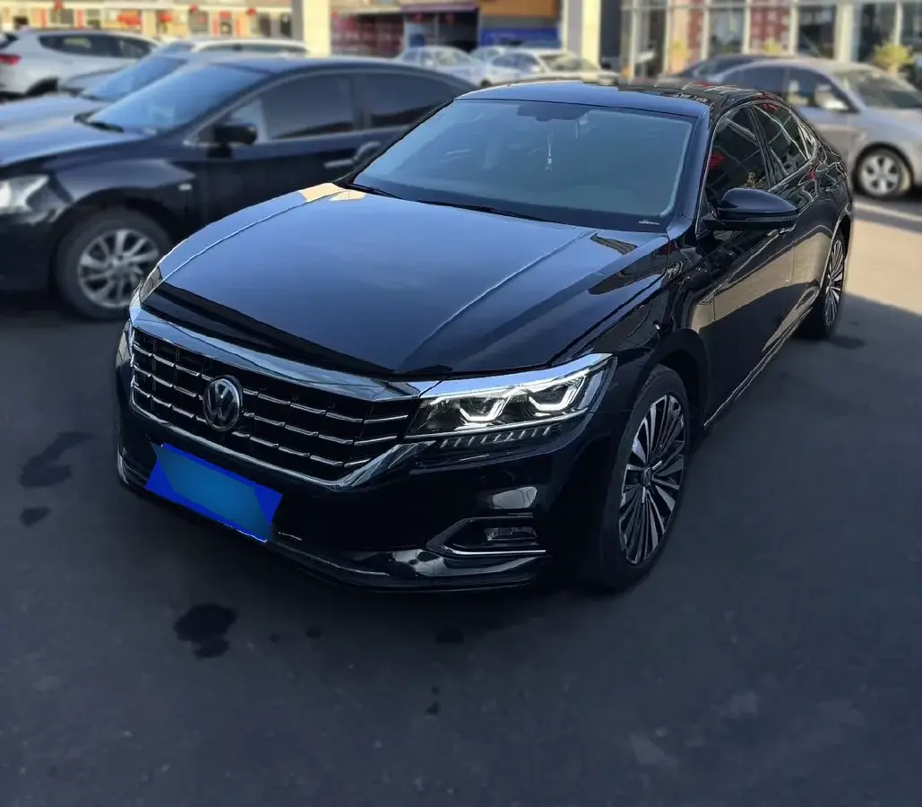 2019 Volkswagen Passat 2.0T 186HP L4 7DCT