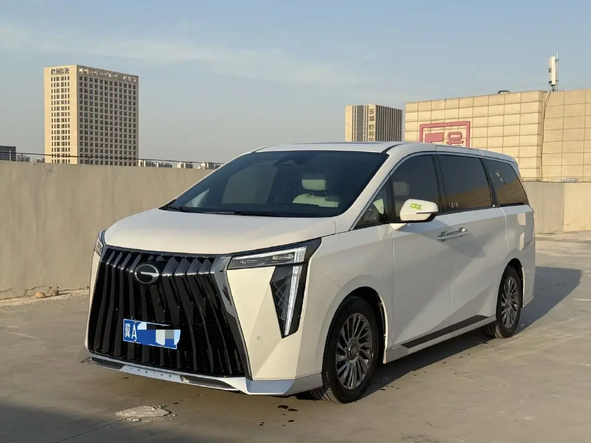 2023 GAC Trumpchi M8 2.0T 252HP L4 8AT