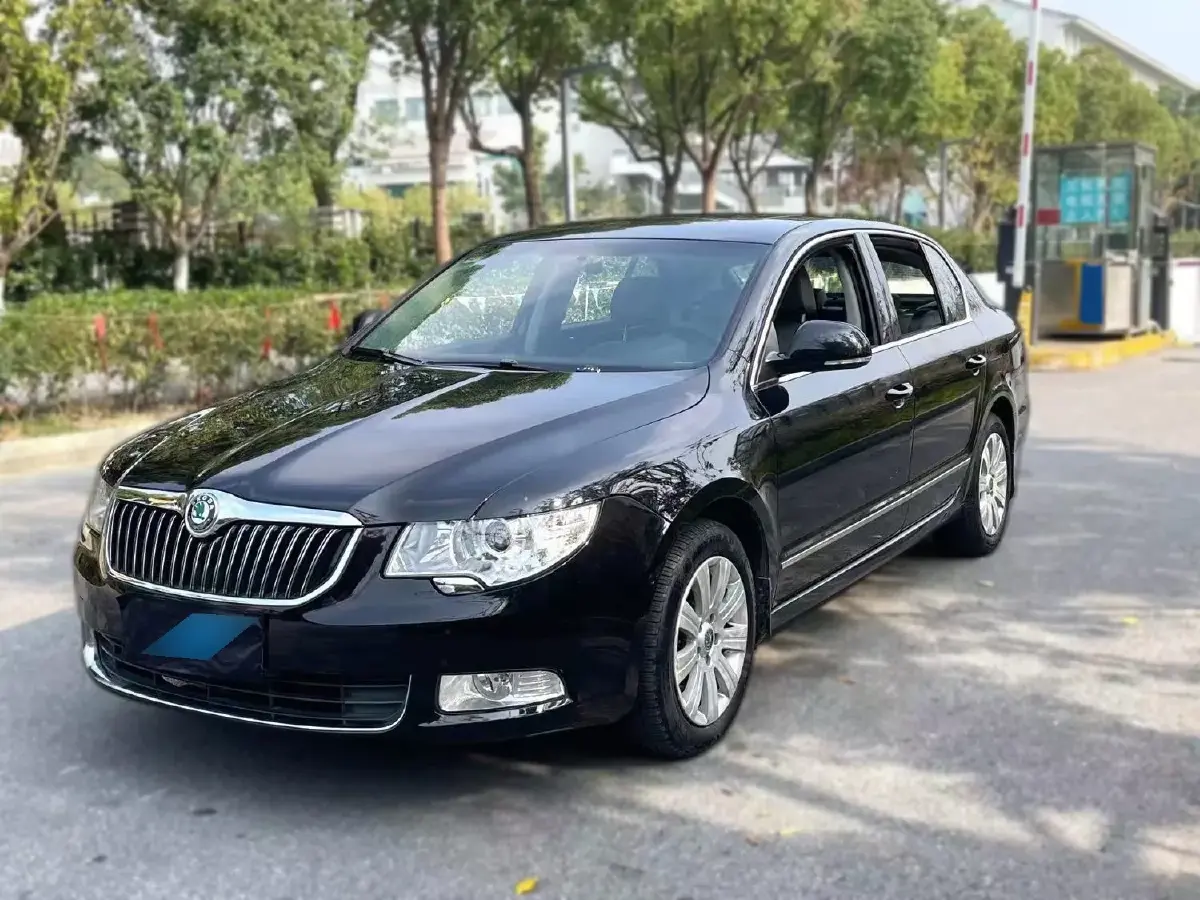 2012 Skoda Superb 1.8T 160HP L4 5MT