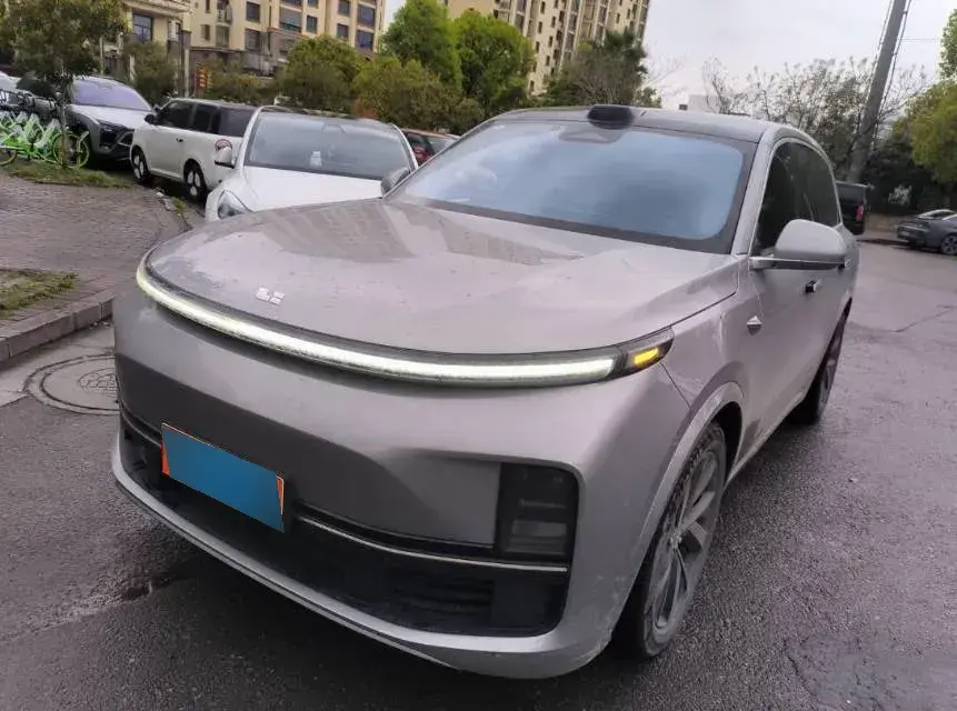 2023 Li L8 Range Extended 154HP REEV 40.9KWH