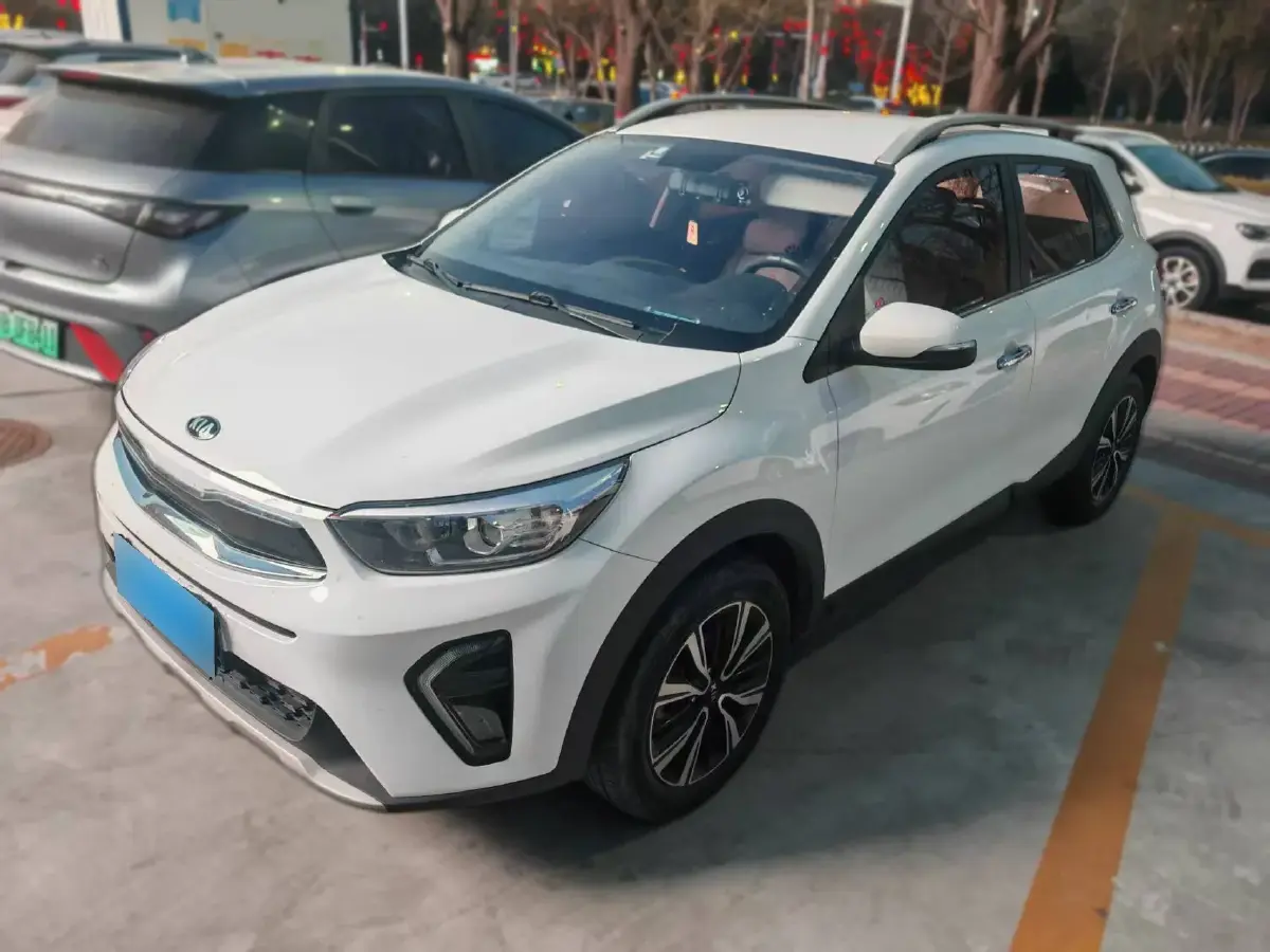 2019 Kia KX1 1.4L 100HP L4 6MT