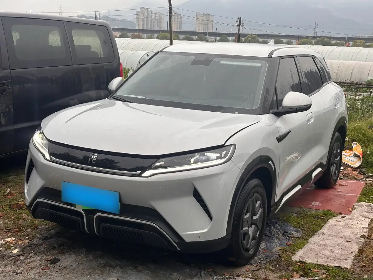 2024 BYD YuanUP BEV 45.12KWH