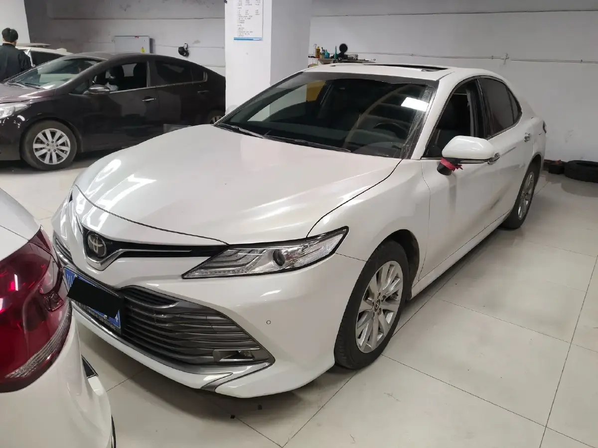 2019 Toyota Camry 2.0L 178HP L4 CVT