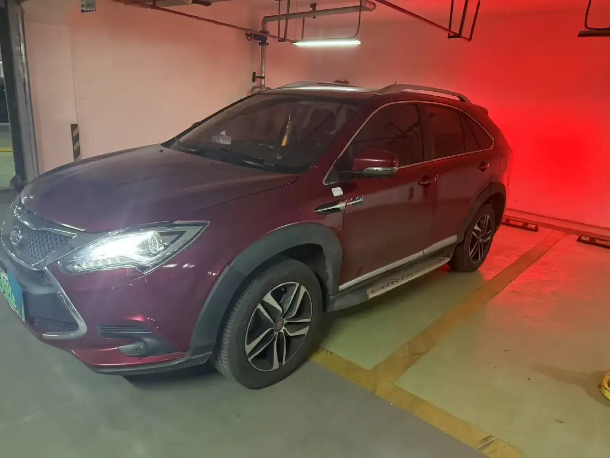 2015 BYD Tang 2.0T 205HP L4 6DCT PHEV