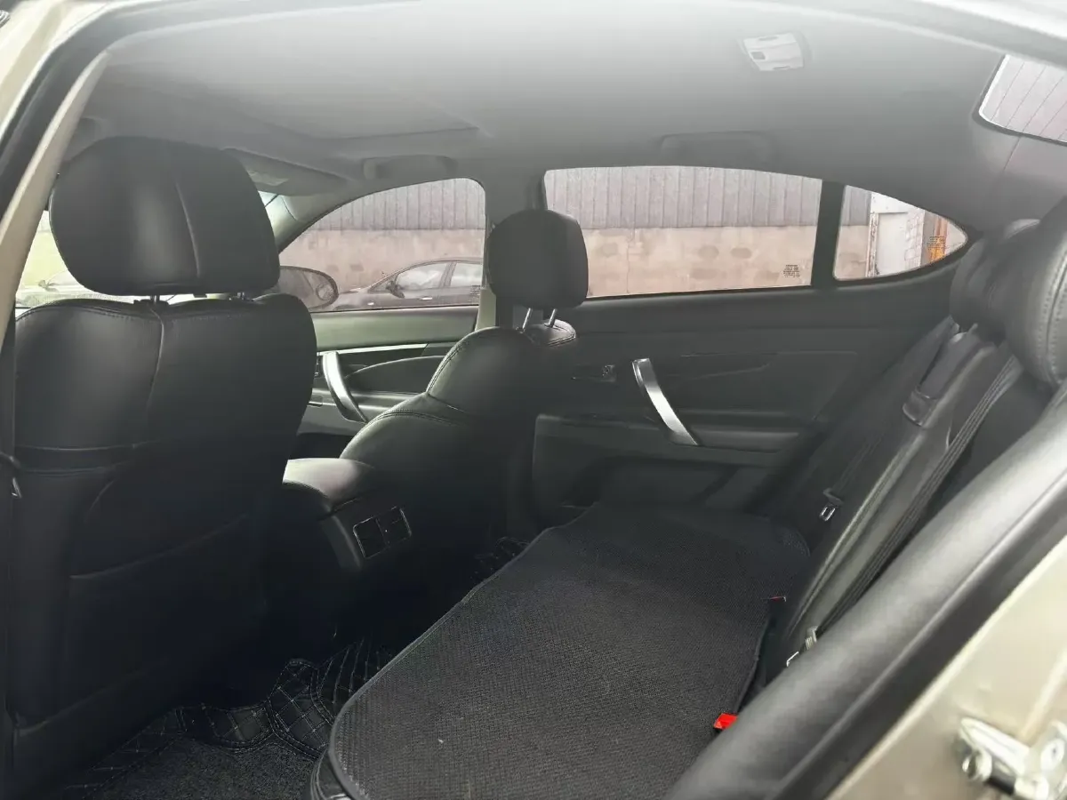 2013 ChangAn Raeton 1.8T 177HP L4 6AT,autocango,china used car exporter,china ev exporter,chinese used car exporter,chinese used ev exporter