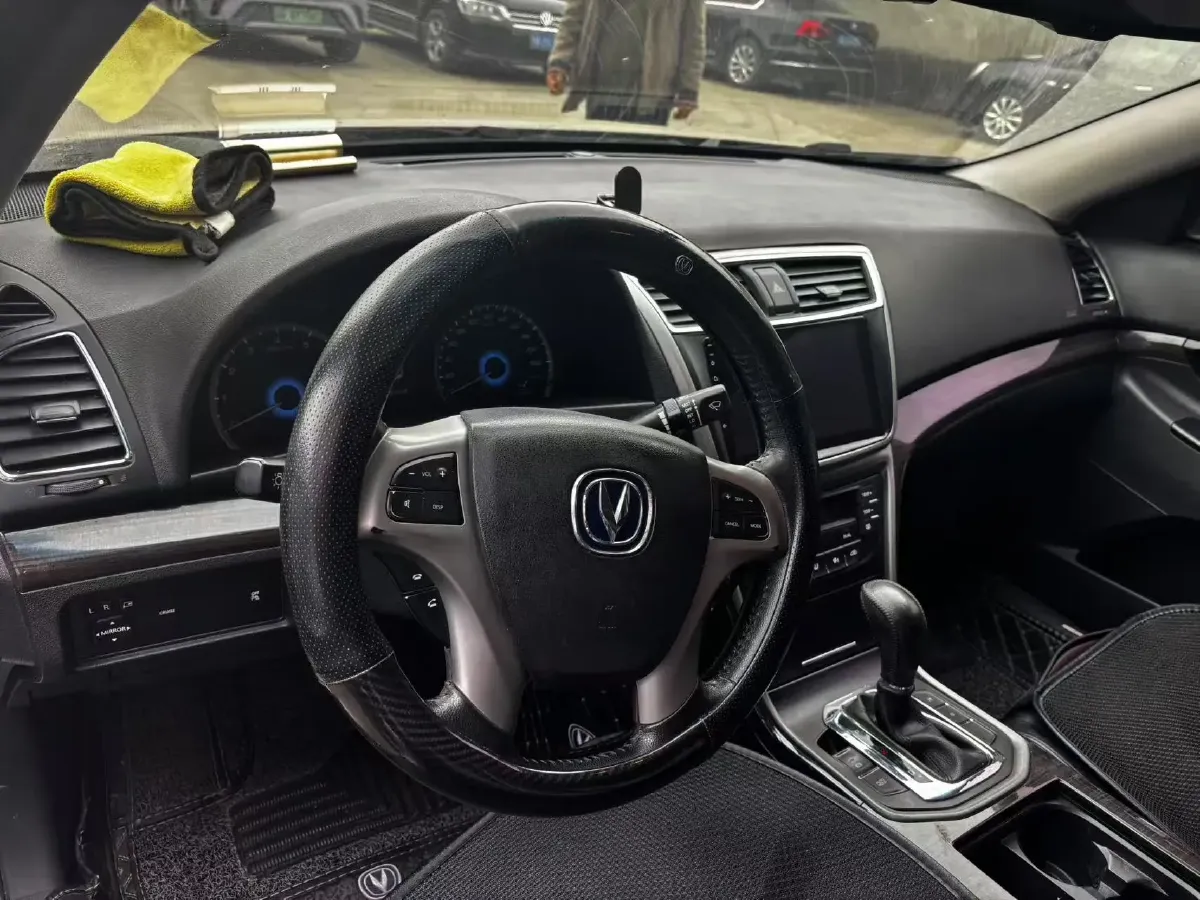 2013 ChangAn Raeton 1.8T 177HP L4 6AT,autocango,china used car exporter,china ev exporter,chinese used car exporter,chinese used ev exporter