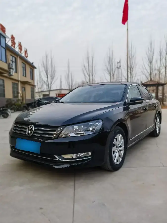 2014 Volkswagen Passat 1.8T 160HP L4 7DCT
