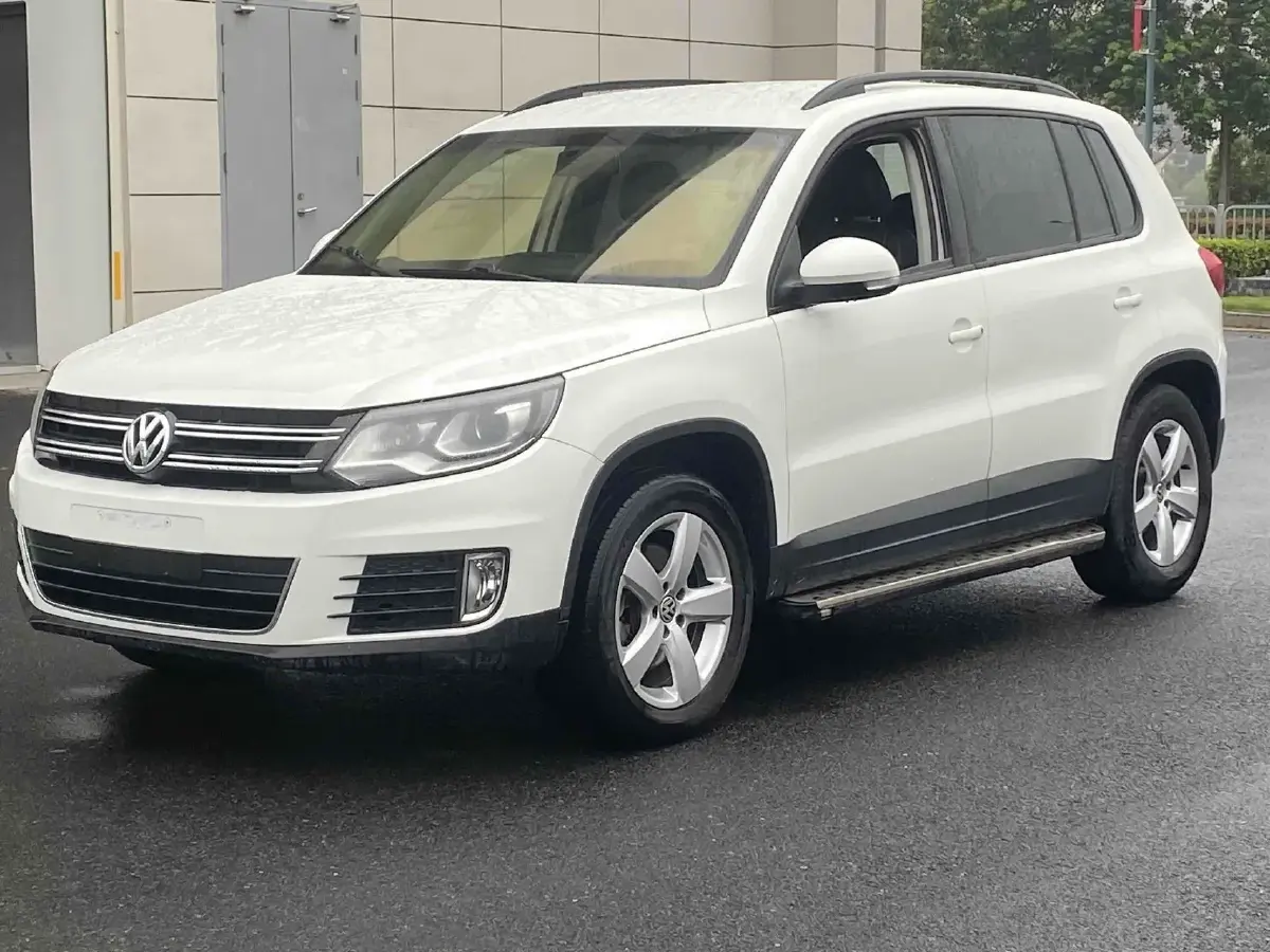 2013 Volkswagen Tiguan 1.8T 160HP L4 6MT