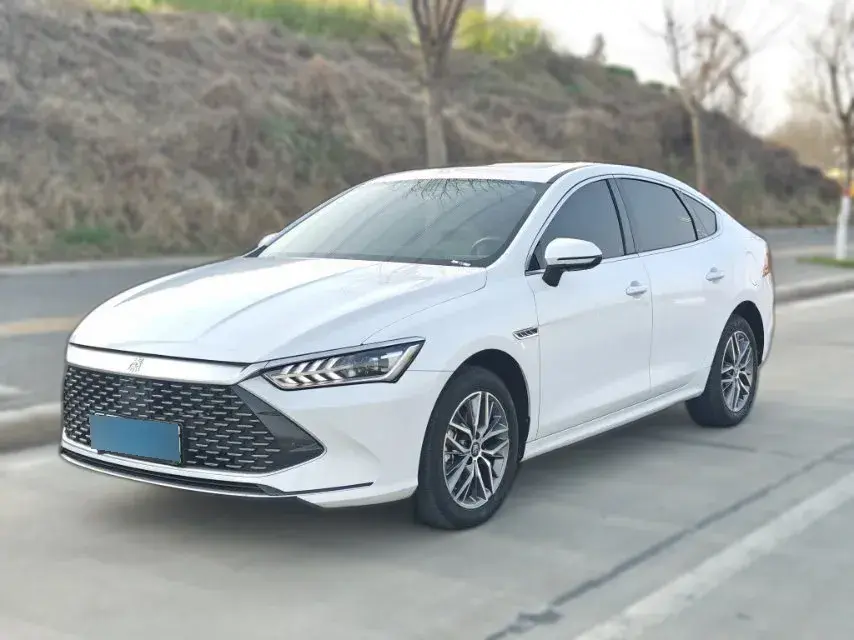 2024 BYD QinL 1.5L 101HP L4 E-CVT PHEV 15.87KWH