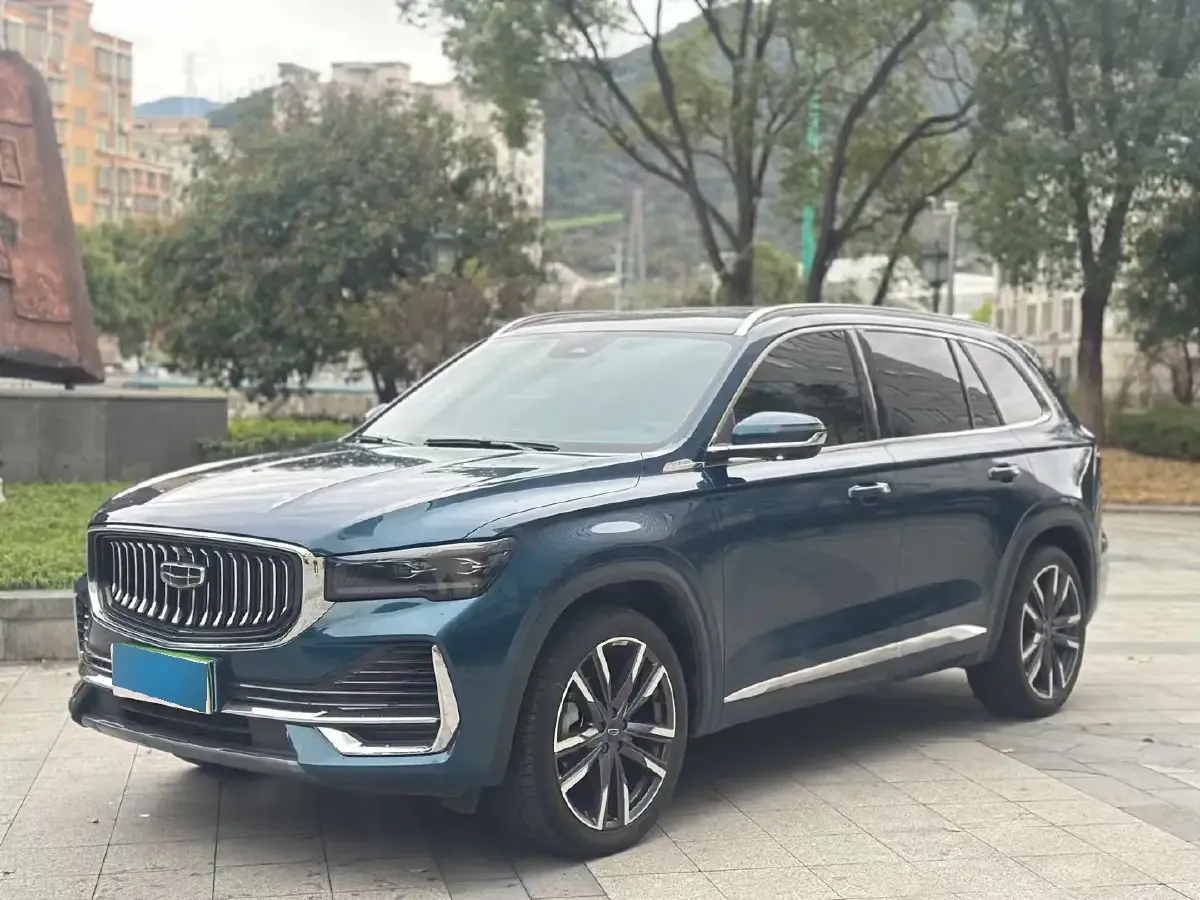 2023 Geely Monjaro 2.0T 238HP L4 8AT