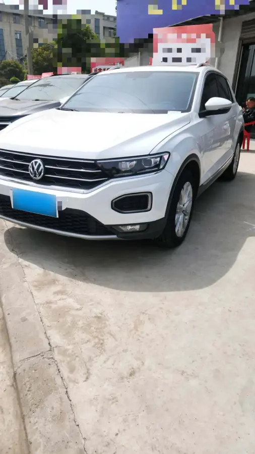 2019 Volkswagen T-Roc 1.4T 150HP L4 7DCT