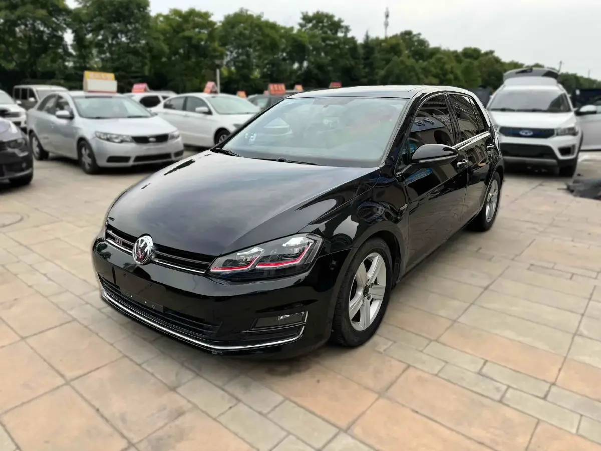 2014 Volkswagen Golf 1.4T 131HP L4 7DCT