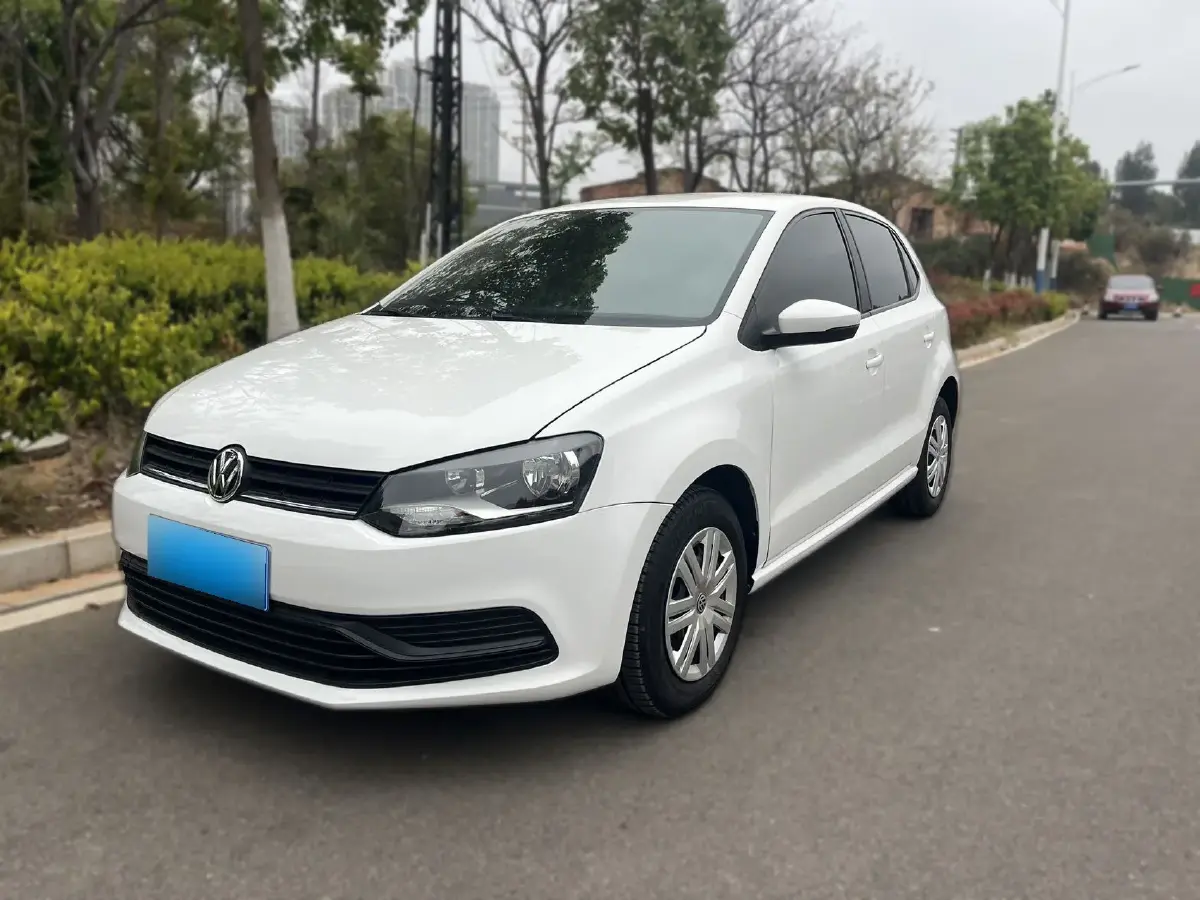 2018 Volkswagen Polo 1.5L 110HP L4 6AT