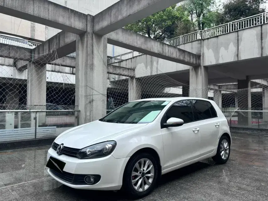 2012 Volkswagen Golf 1.4T 131HP L4 5MT