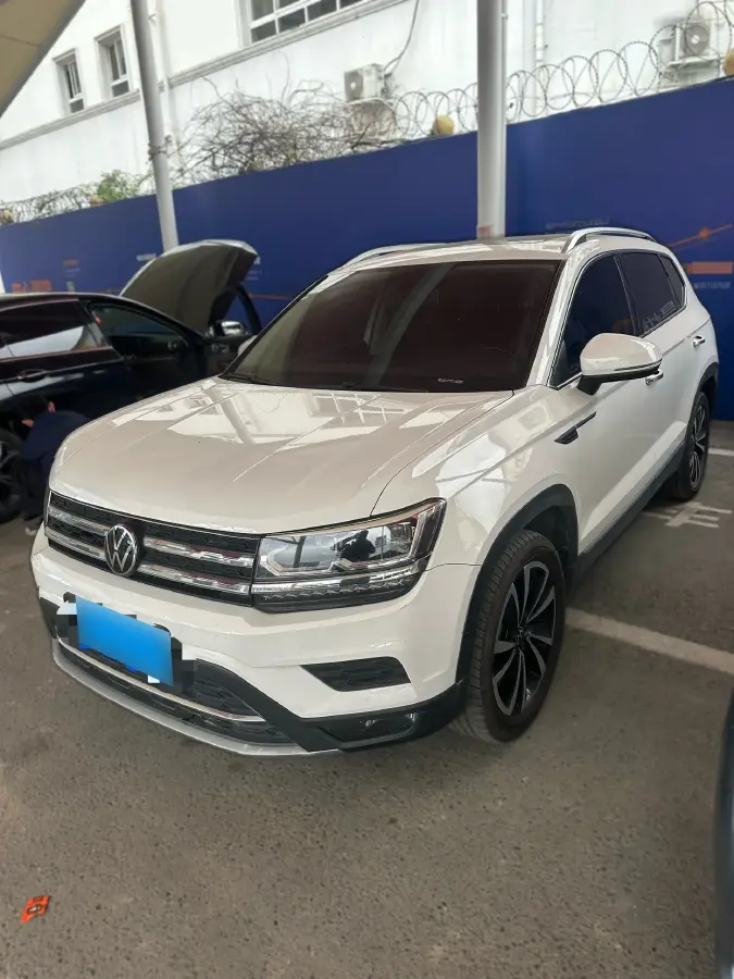 2021 Volkswagen Tharu 2.0T 186HP L4 7DCT