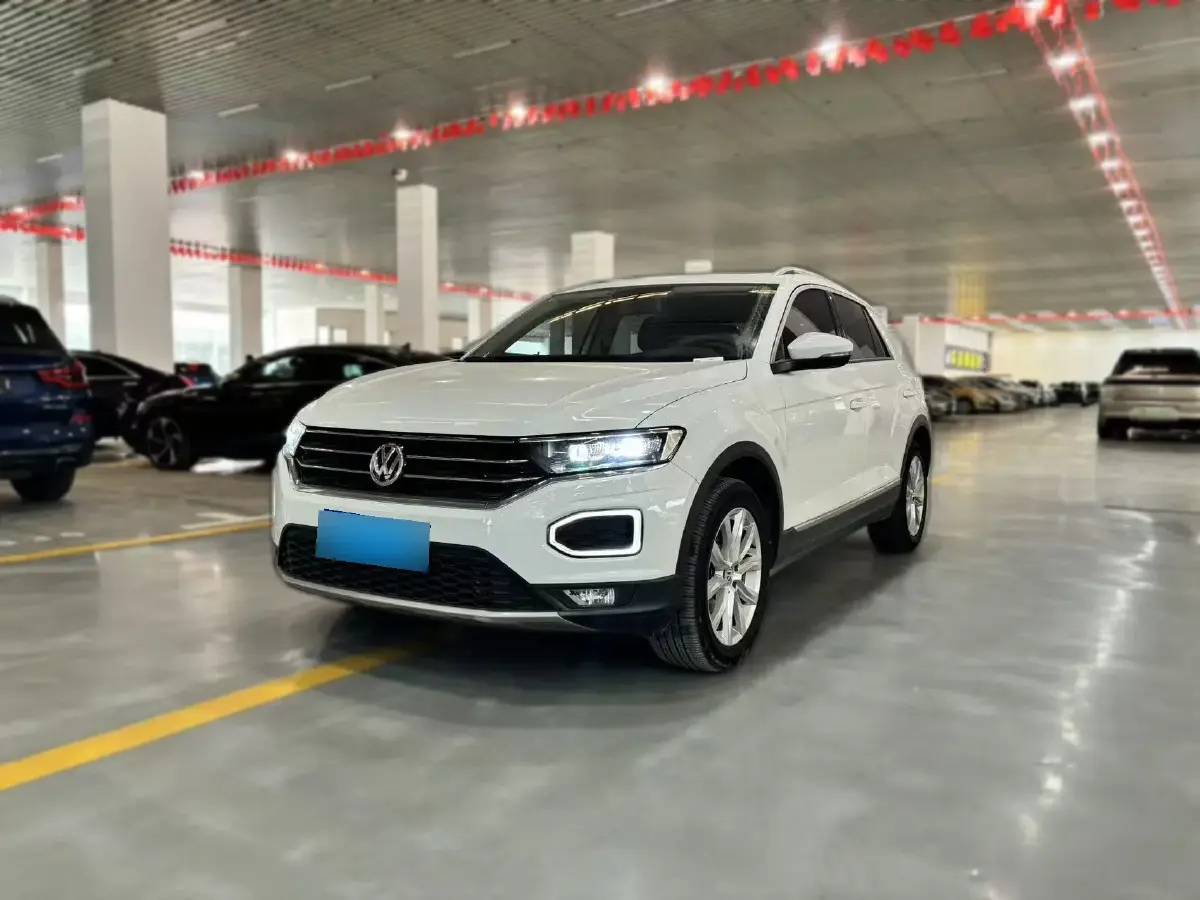 2018 Volkswagen T-Roc 1.4T 150HP L4 7DCT
