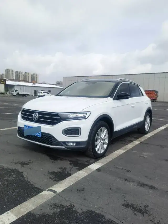 2018 Volkswagen T-Roc 1.4T 131HP L4 7DCT