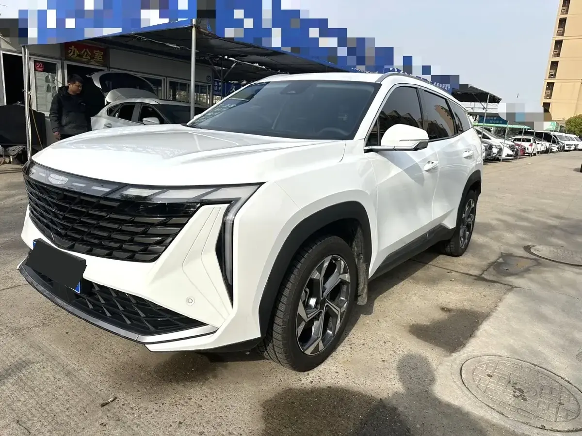 2024 Geely StarRay 1.5T 181HP L4 7DCT