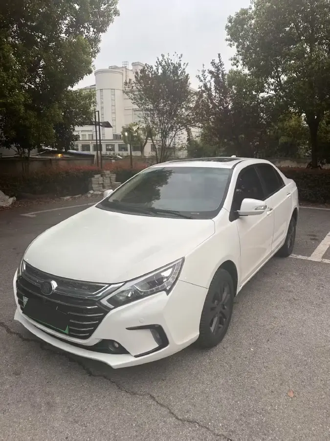 2018 BYD Qin 1.5T 154HP L4 6DCT PHEV 15.2KWH