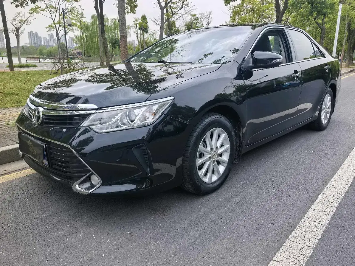 2016 Toyota Camry 2.0L 167HP L4 6AT