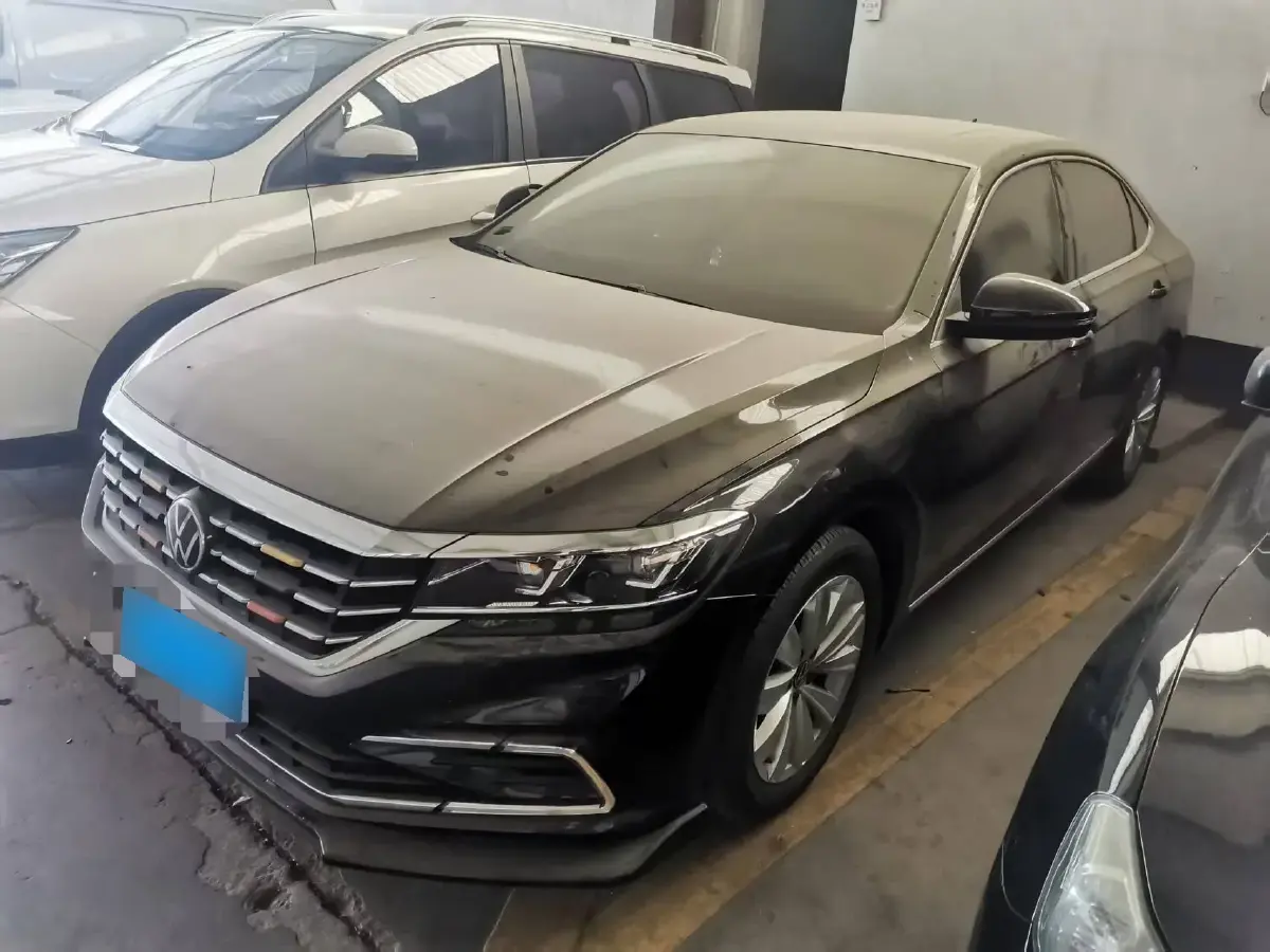2021 Volkswagen Passat 2.0T 186HP L4 7DCT