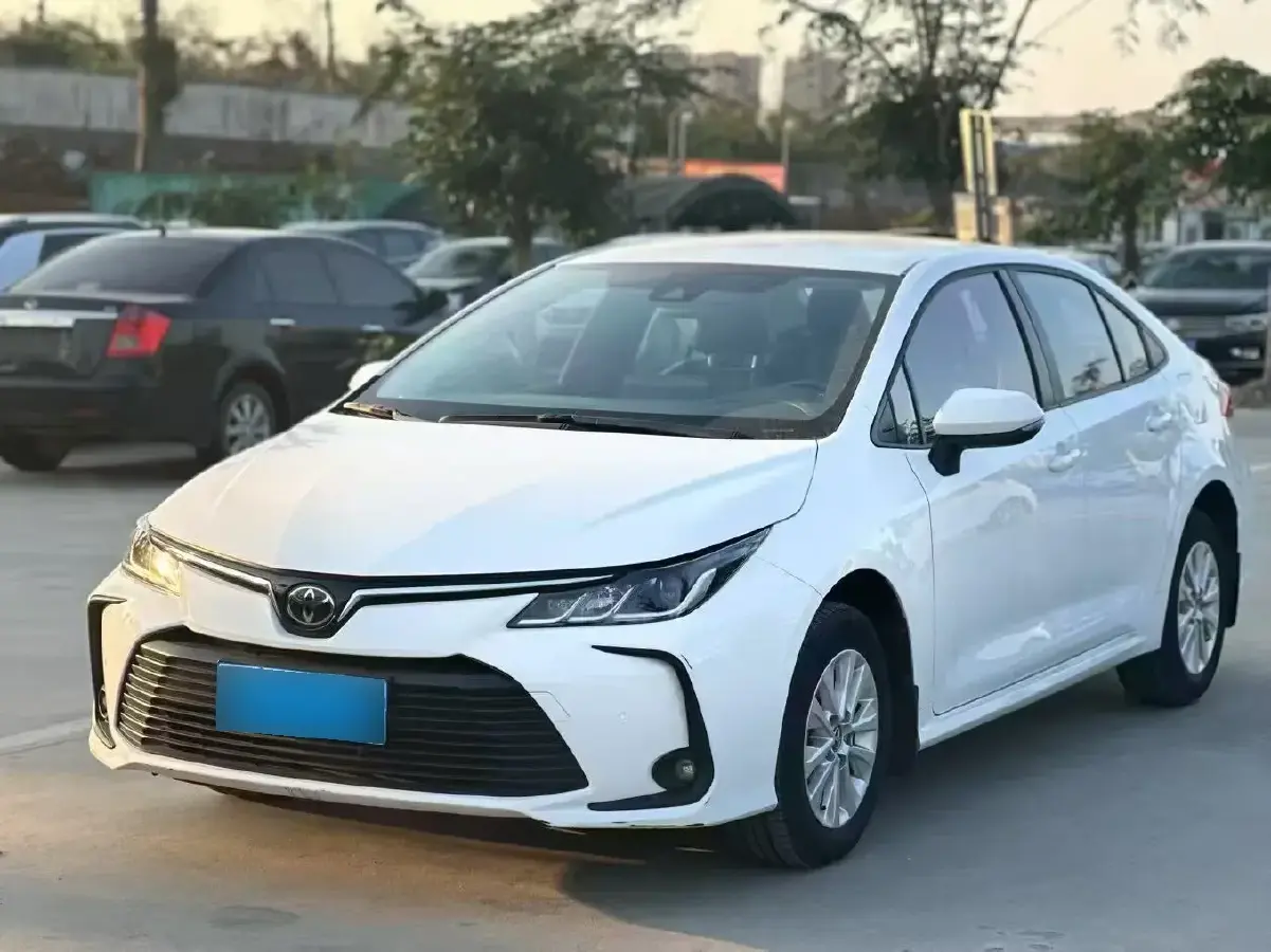 2021 Toyota Corolla 1.2T 116HP L4 CVT