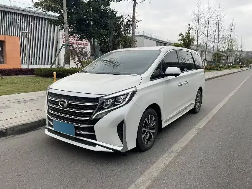 2021 GAC Trumpchi M8 2.0T 252HP L4 8AT