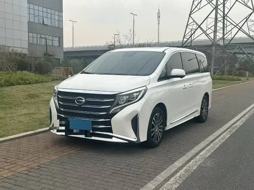 2021 GAC Trumpchi M8 2.0T 252HP L4 8AT