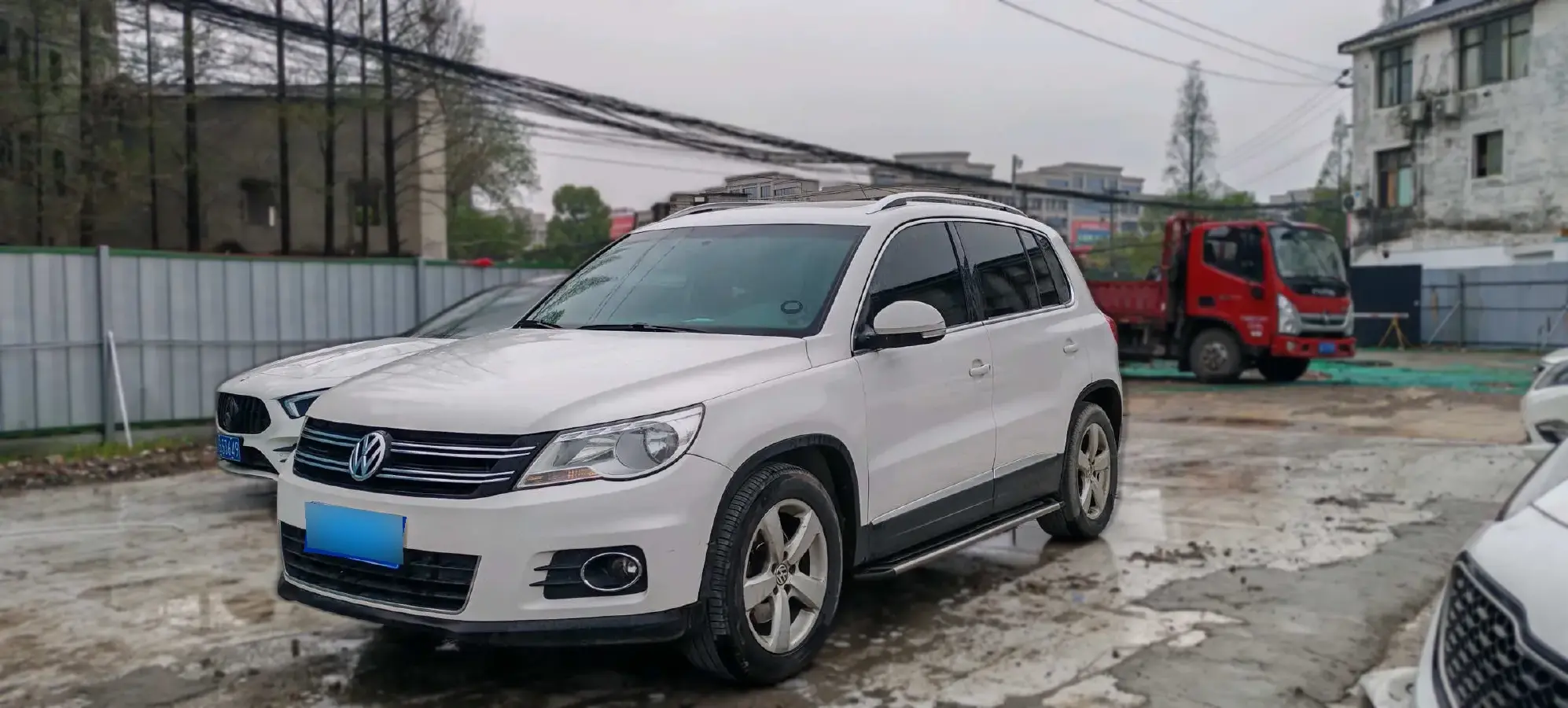 2012 Volkswagen Tiguan 1.8T 160HP L4 6AT