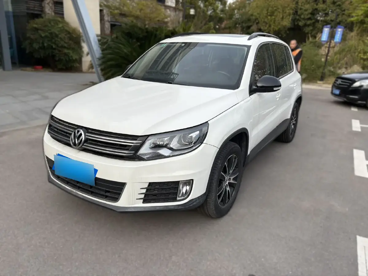2014 Volkswagen Tiguan 1.8T 160HP L4 6AT