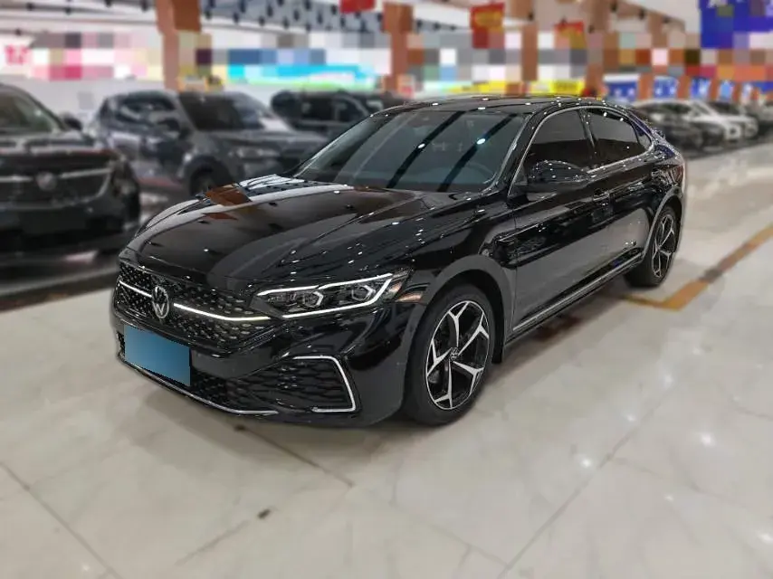 2023 Volkswagen Passat 2.0T 186HP L4 7DCT