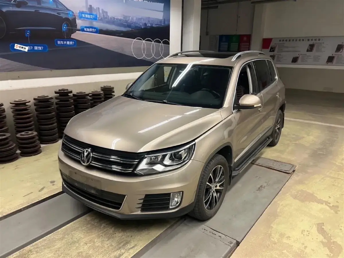 2015 Volkswagen Tiguan 1.8T 160HP L4 6AT