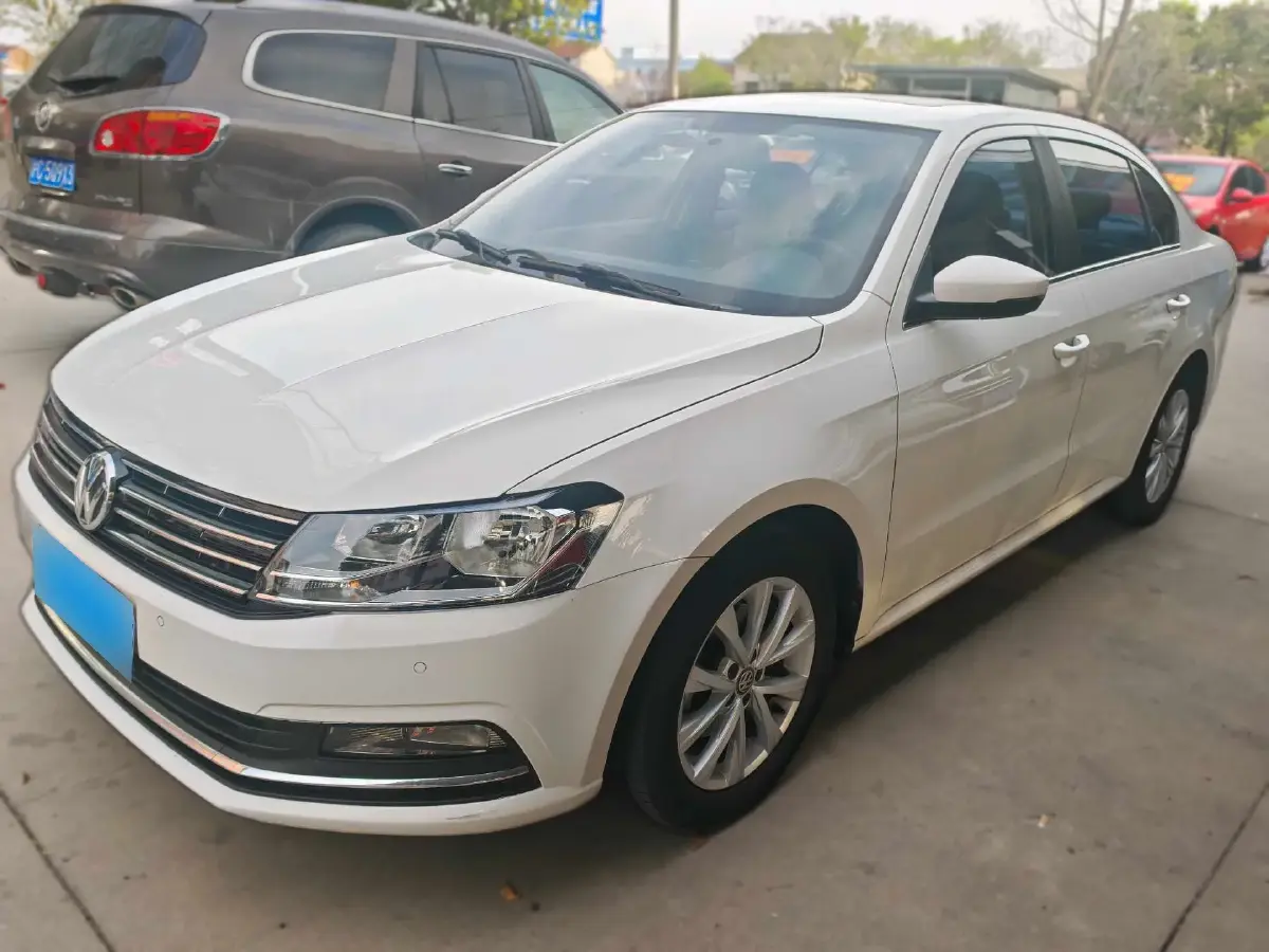 2017 Volkswagen Lavida 1.4T 131HP L4 7DCT