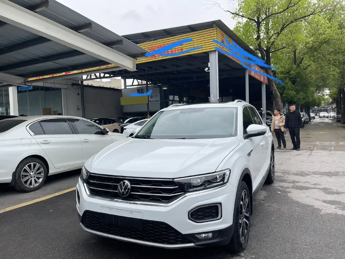 2021 Volkswagen T-Roc 1.4T 150HP L4 7DCT