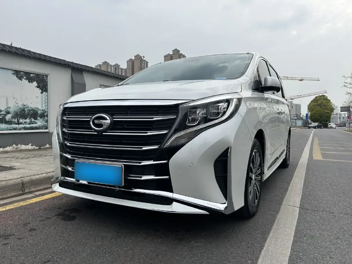 2023 GAC Trumpchi M8 2.0T 252HP L4 8AT