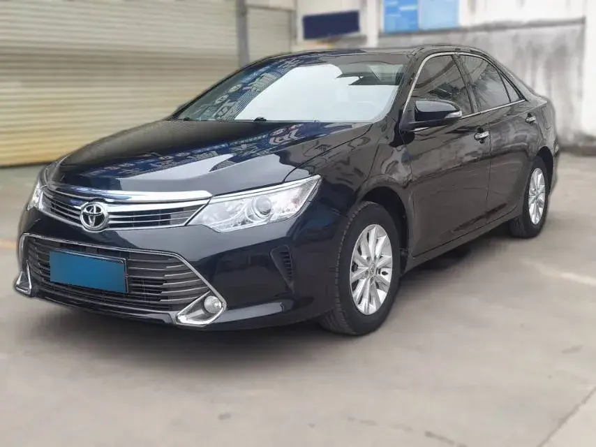 2015 Toyota Camry 2.0L 167HP L4 6AT
