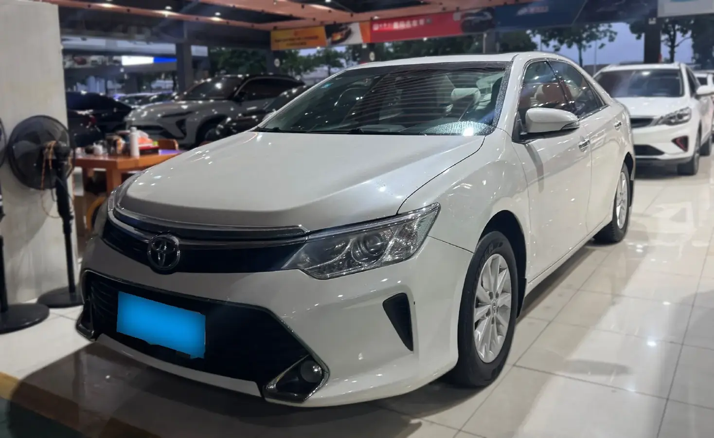 2016 Toyota Camry 2.0L 167HP L4 6AT