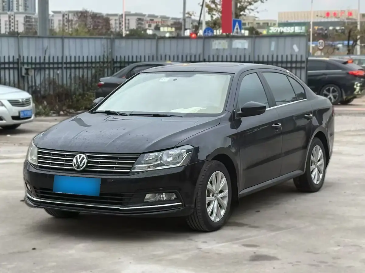 2015 Volkswagen Lavida 1.6L 110HP L4 6AT