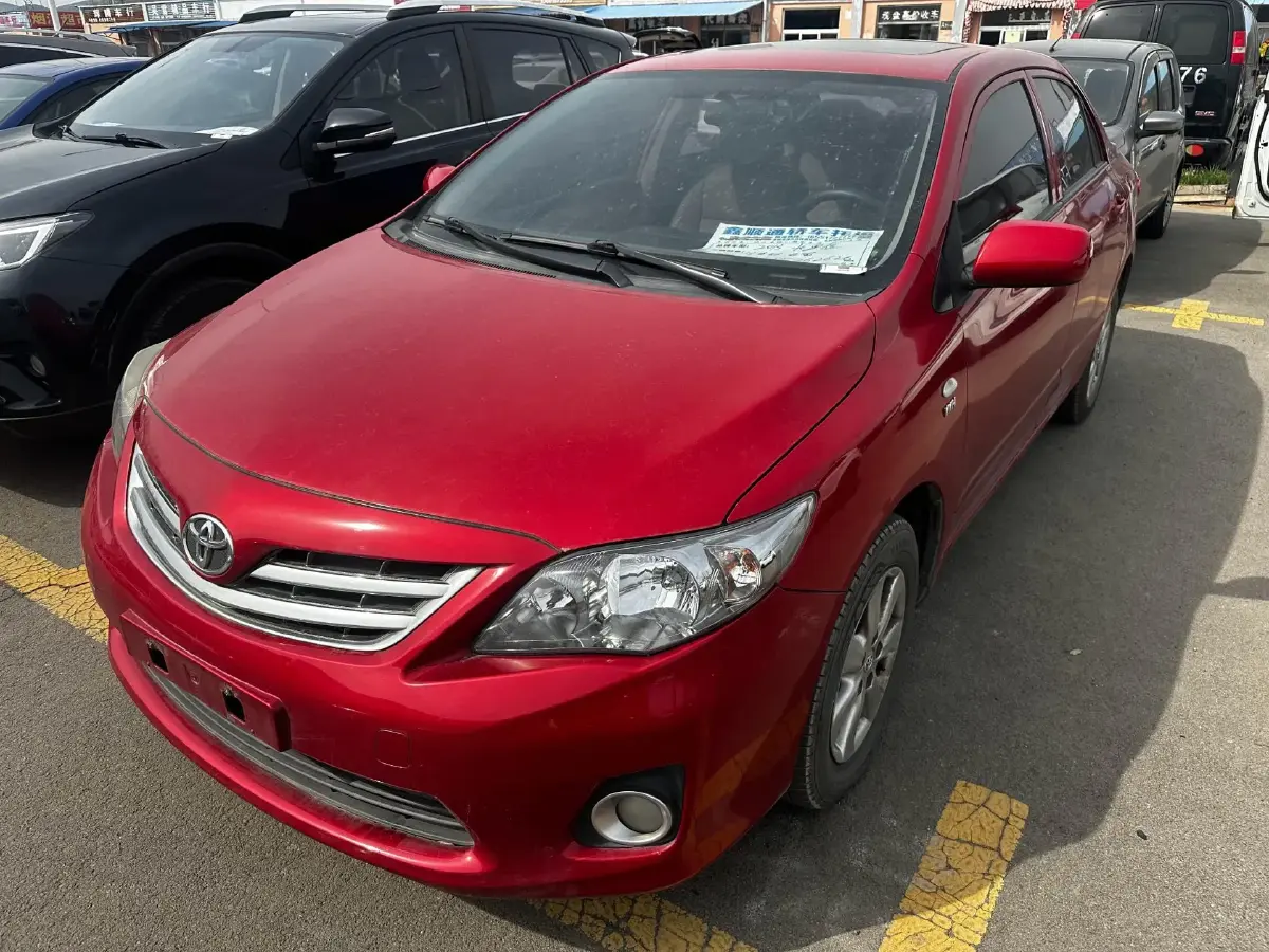 2013 Toyota Corolla 1.8L 140HP L4 CVT