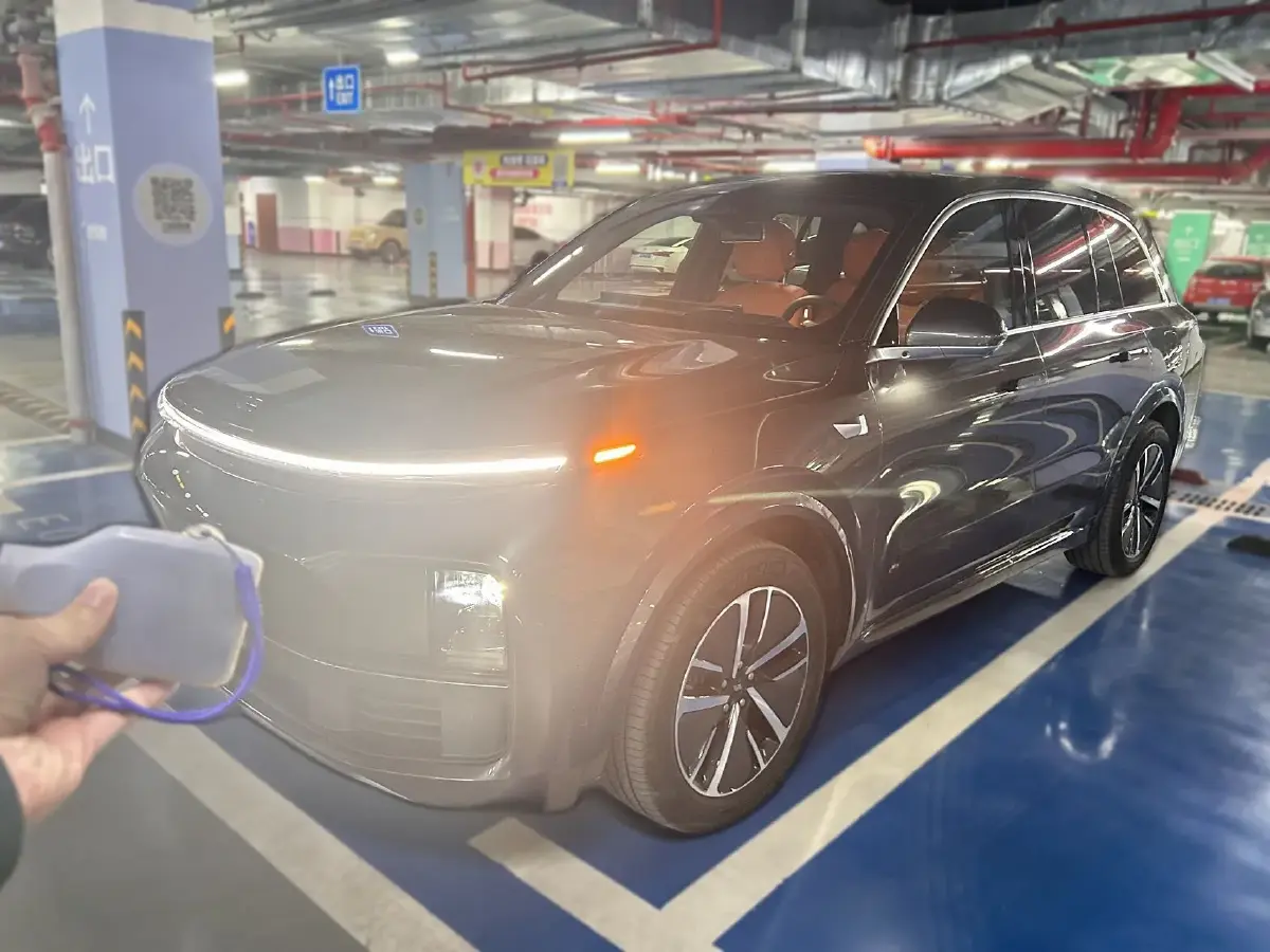 2024 Li L8 Range Extended 154HP REEV 42.8KWH